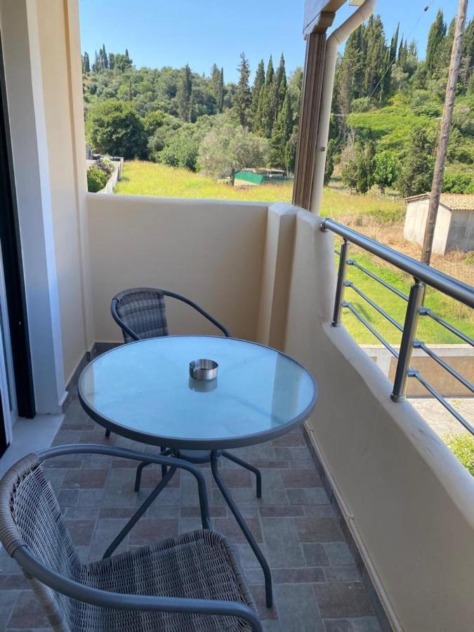 Apartament Mitseas